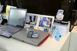 2005中國國際通信設(shè)備技術(shù)展 1號(hào)館微軟展臺(tái)的通訊設(shè)備掠影