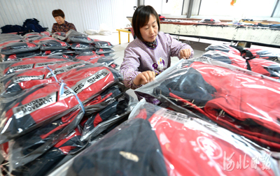 河北臨城:鄉(xiāng)村微工廠(chǎng)助力就業(yè)